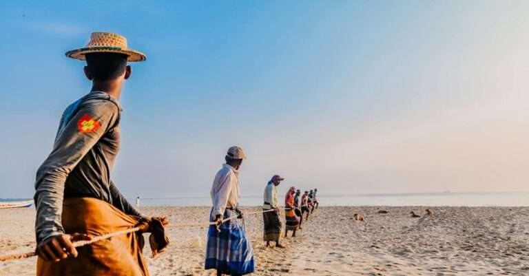 découvrez l'univers apaisant de la pêche : astuces, techniques, gear et destinations idéales pour vivre des moments inoubliables au bord de l'eau.