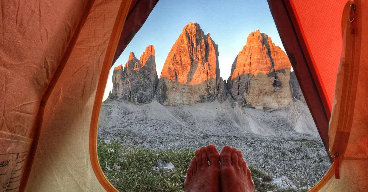 découvrez l'expérience authentique du camping, où la nature rencontre l'aventure. profitez d'activités en plein air, de moments de détente autour du feu de camp et d'une évasion inoubliable au cœur des paysages. que vous soyez en famille ou entre amis, le camping est l'occasion idéale de vous reconnecter avec la nature.